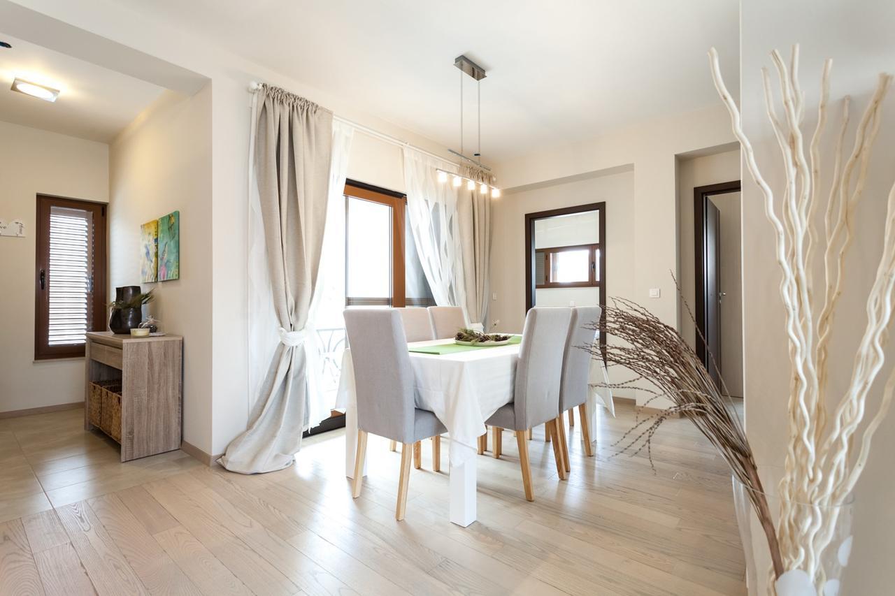 Renata Apartment 2Br, Near Beach Apartment *
